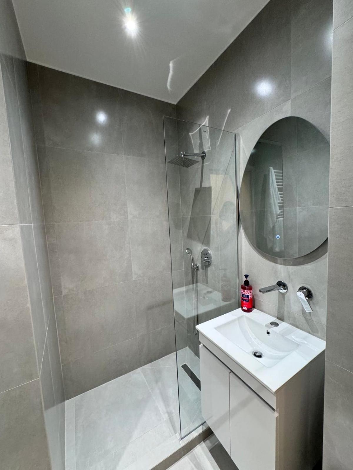 Luxe Haven 1 Apartment